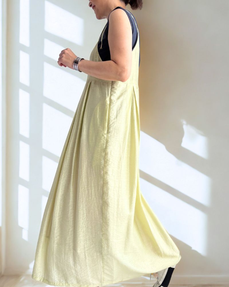Tuck Volume Dress in Lime
