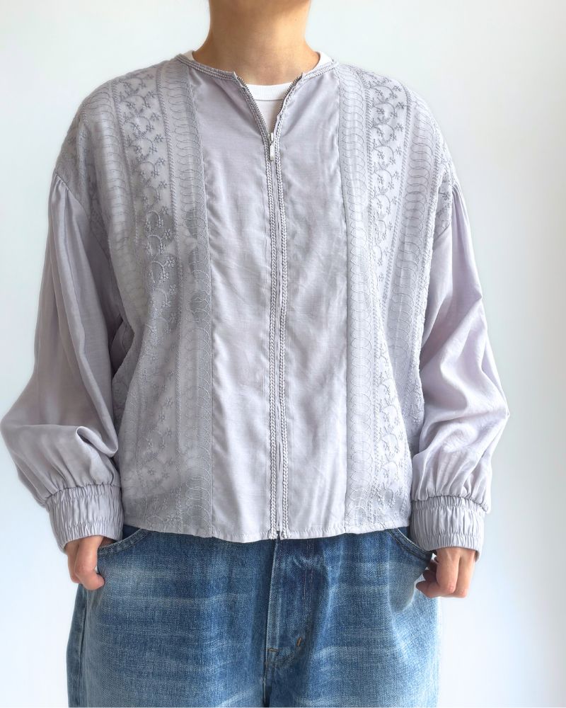 Lace-switched design blouson 'PARMO' in Ltlavender Lace-switched design blouson 'PARMO' in Ltlavender