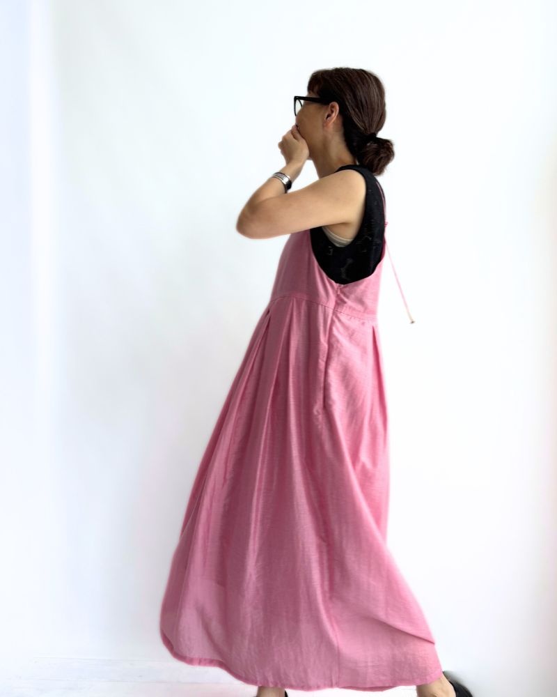 Tuck Volume Dress in Pink