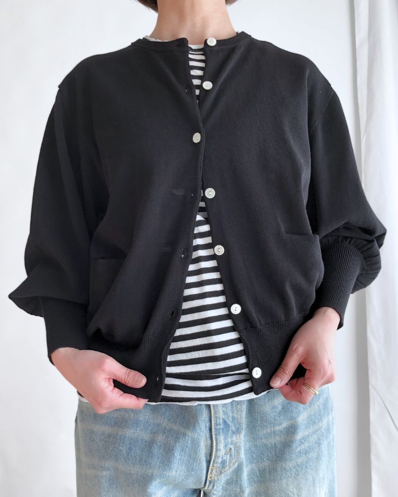 Gathered sleeve knit cardigan in Black