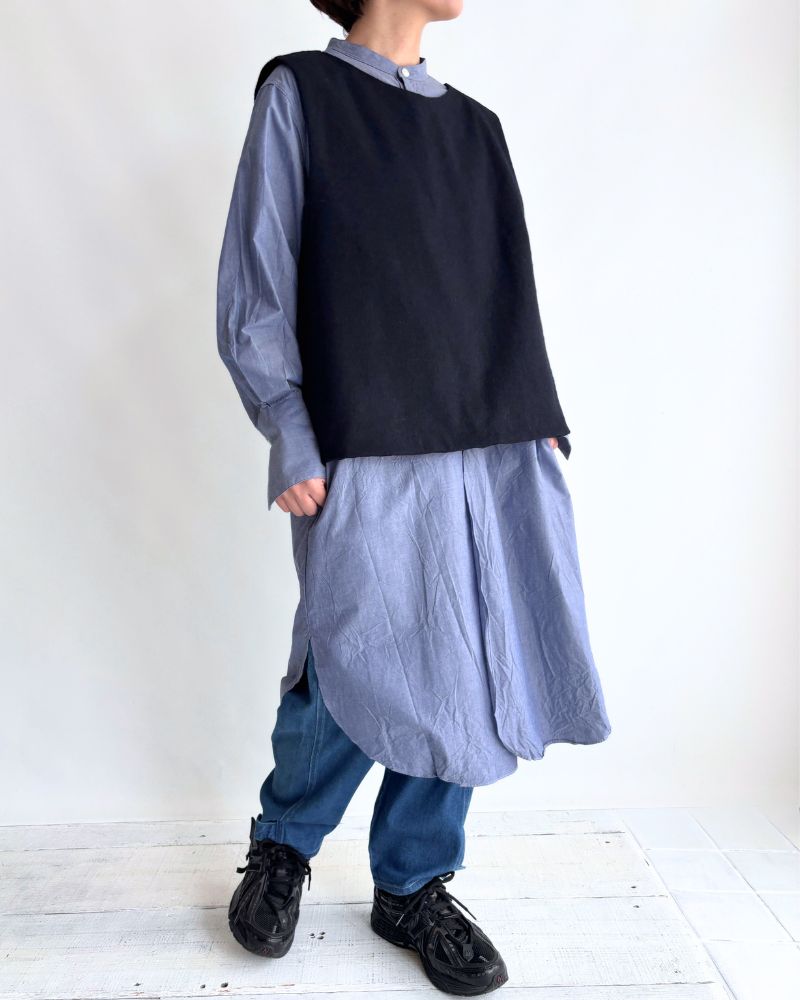 Flannel wool cross vest in Navy