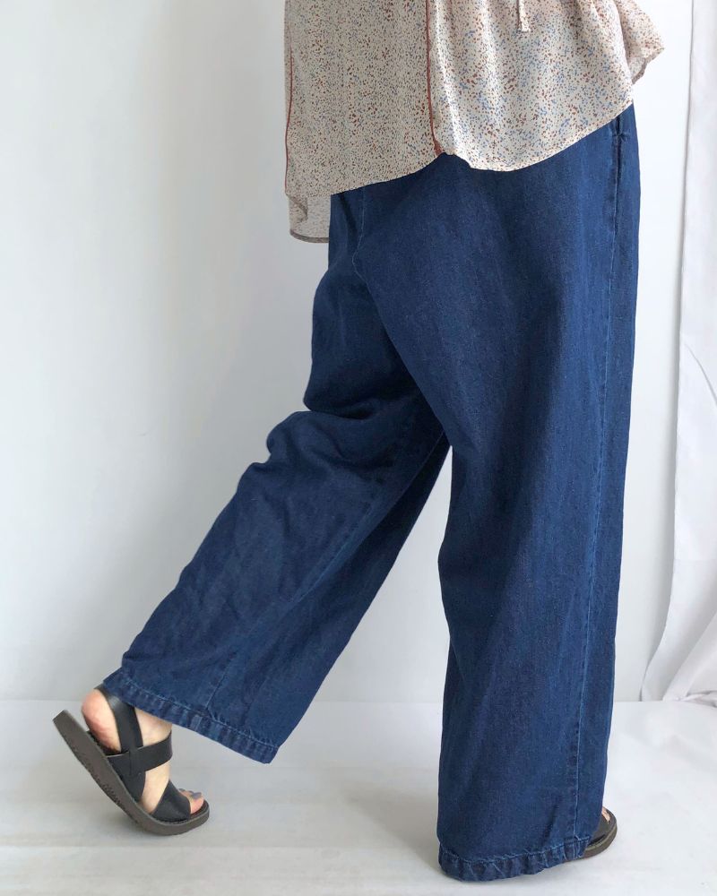Cotton Linen Denim Tuck Pants in Stone Wash