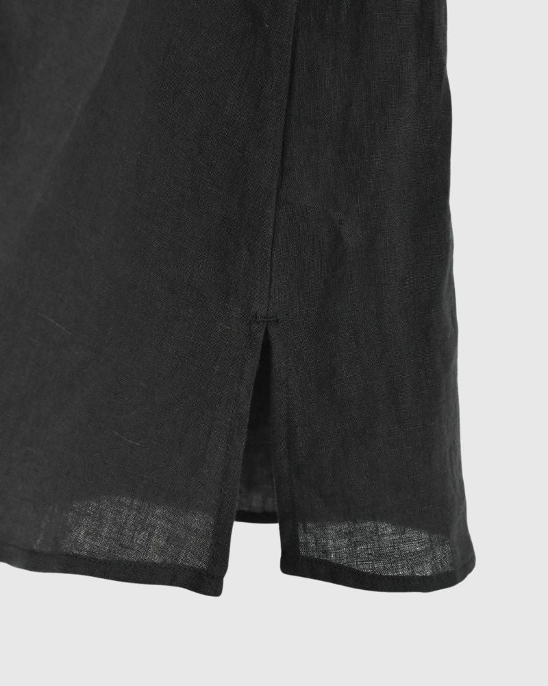 Shoulder tuck blouse (LINEN) in Black