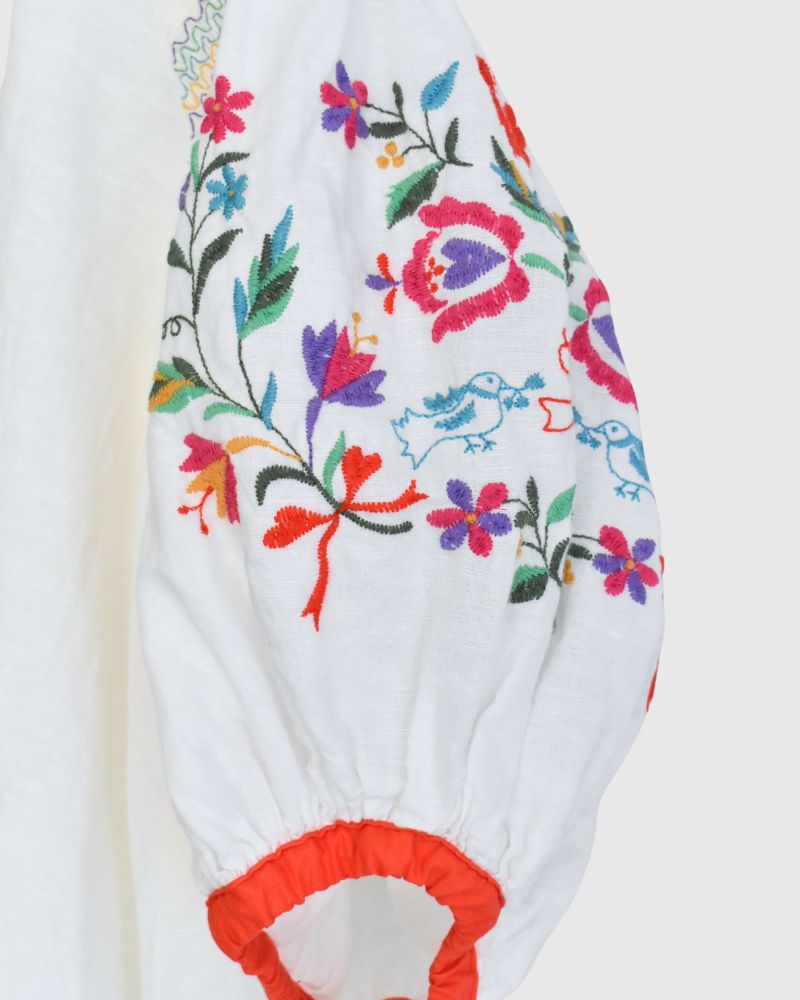 Floral Embroidery Blouse in White