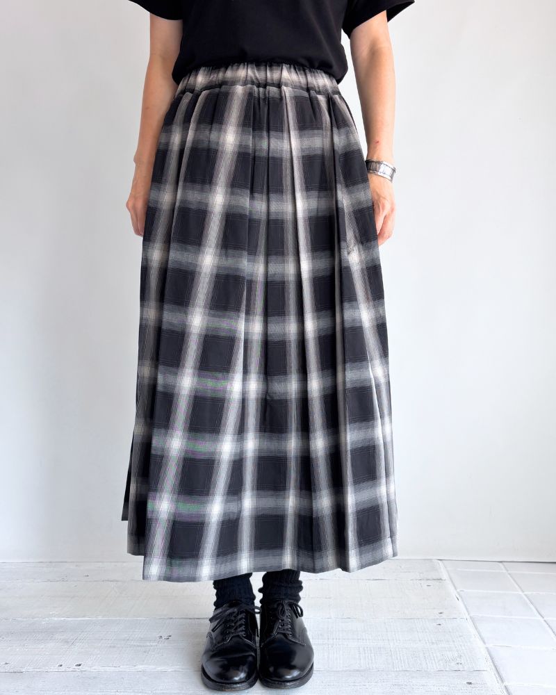 DOLLY-W Tuck Skirt in GrayCheck DOLLY-W Tuck Skirt in GrayCheck