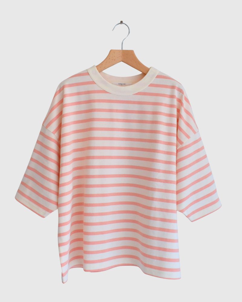 Utility Dolman Sleeve Delave Border T-Shirt in Kinari/Pink