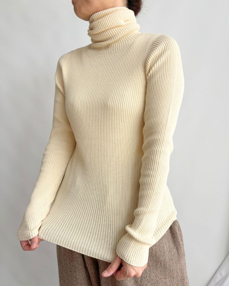 RIB JAPAN WHOLE GARMENT TURTLENECK PULLOVER in Natural