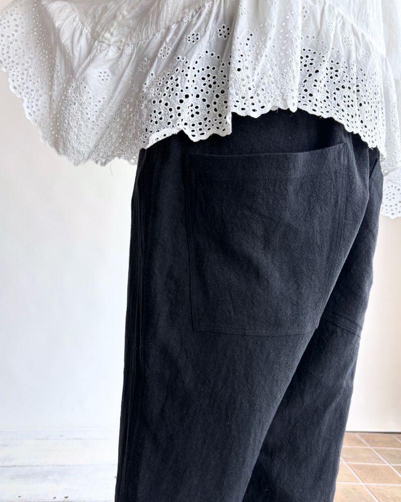 Big Pocket Cropped PT (LINEN) in Black