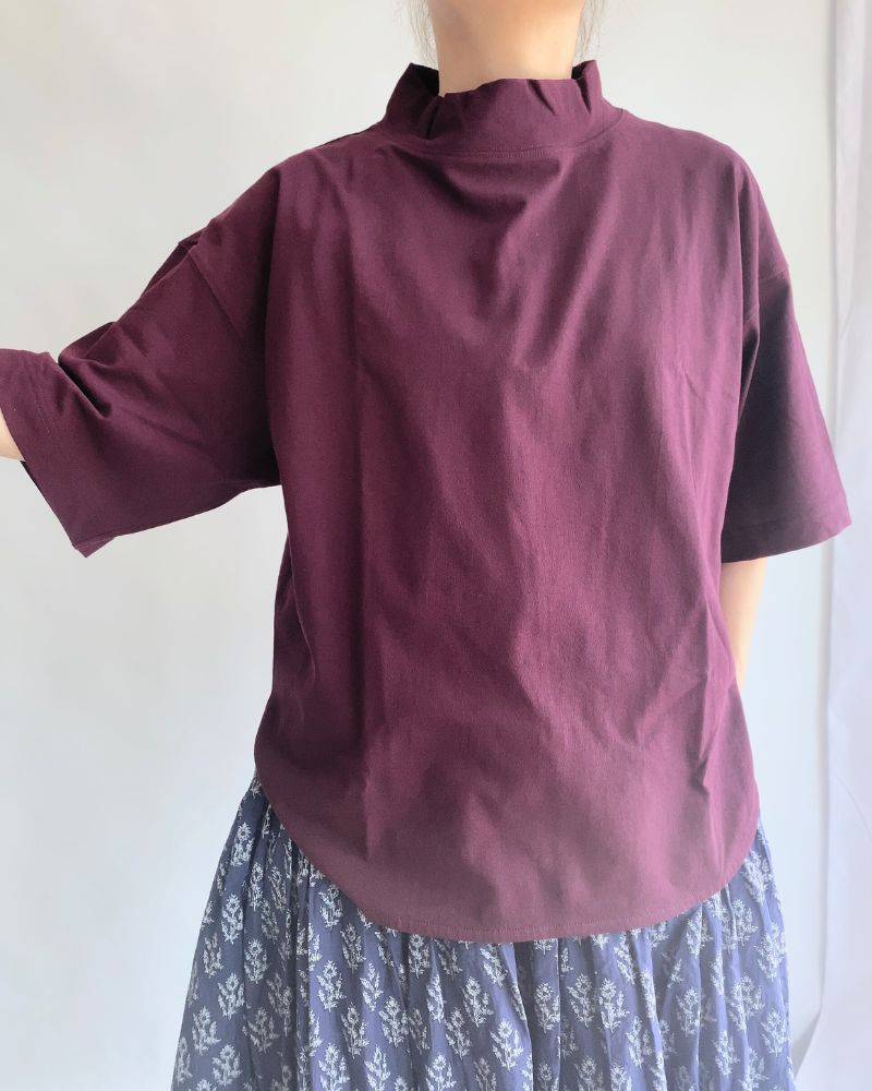 DEPEND jersey high neck T-shirt in Bordeaux
