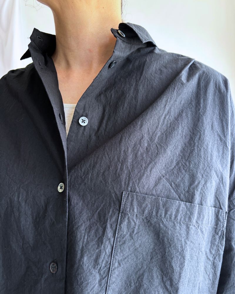 Tuck Cocoon Shirt in Black