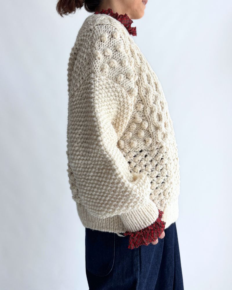 PERU Hand-Knit Pullover in White