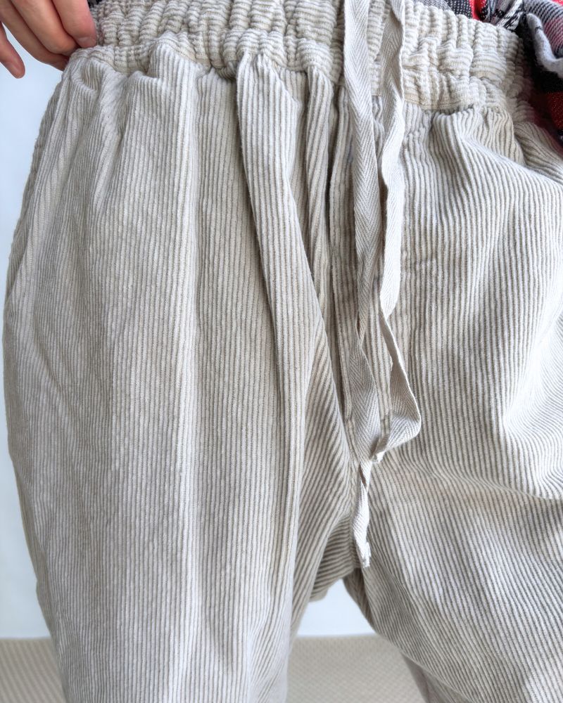 9WALES CORDUROY EASY PANTS in MilkyGray