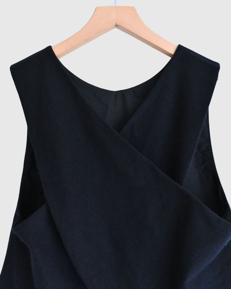 Flannel wool cross vest in Navy