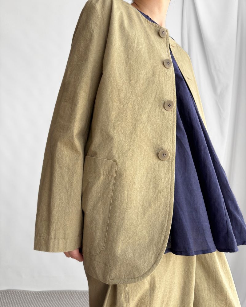Collarless Jacket in SandBeige
