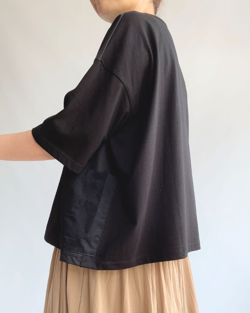 Embroidered Pocket Blouse Tee in Black