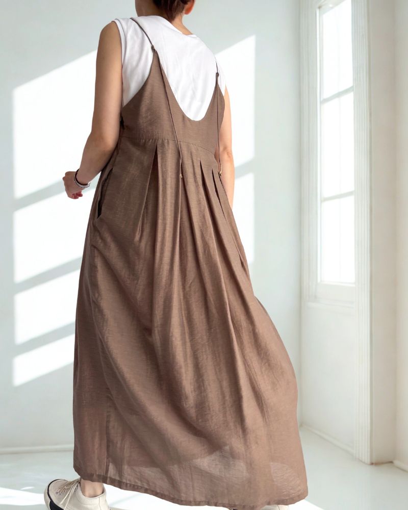 Tuck Volume Dress in Brown