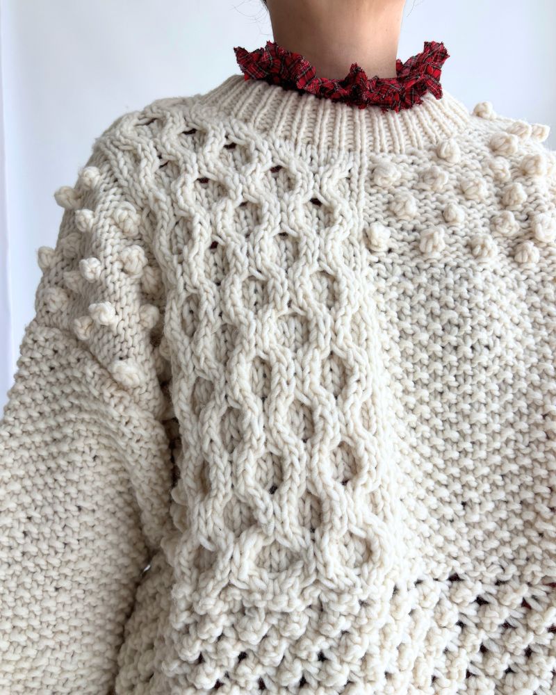 PERU Hand-Knit Pullover in White