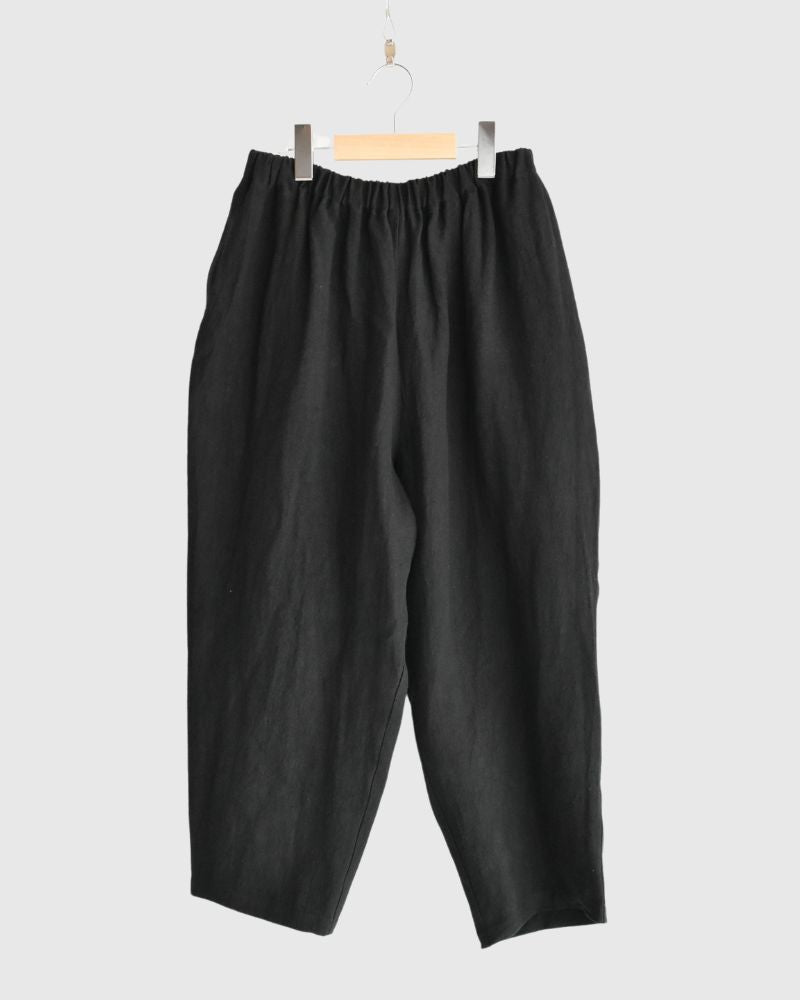Big Pocket Cropped PT (LINEN) in Black