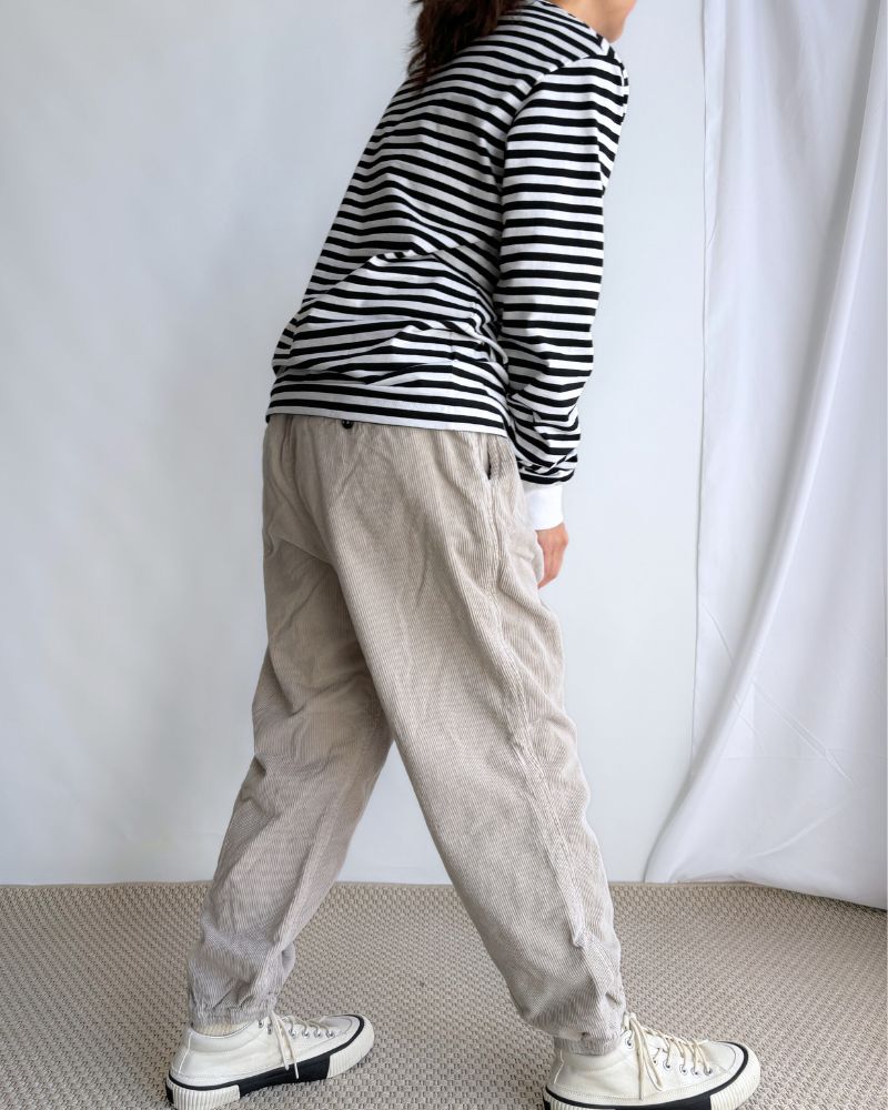 9WALES CORDUROY EASY PANTS in MilkyGray 9WALES CORDUROY EASY PANTS in MilkyGray