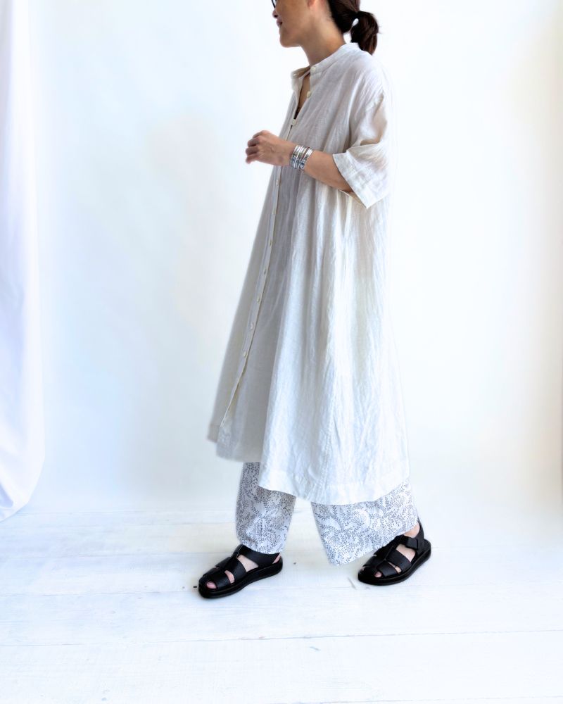 Band collar shirt dress in White