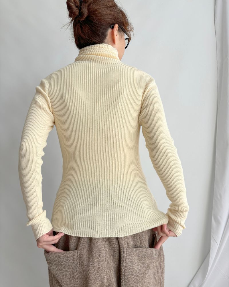 RIB JAPAN WHOLE GARMENT TURTLENECK PULLOVER in Natural