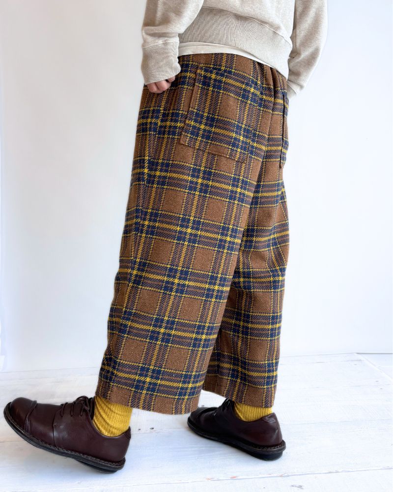 Warm Cotton Check Pants in Brown