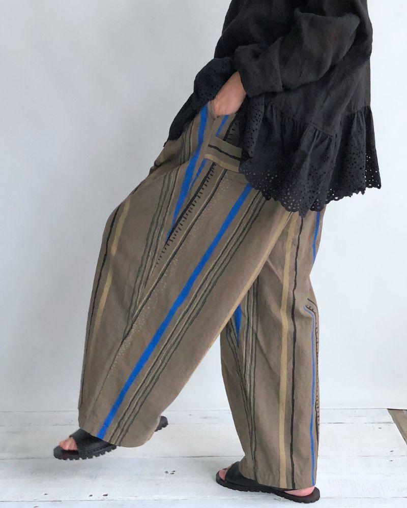 Striped Print Pants in Brown