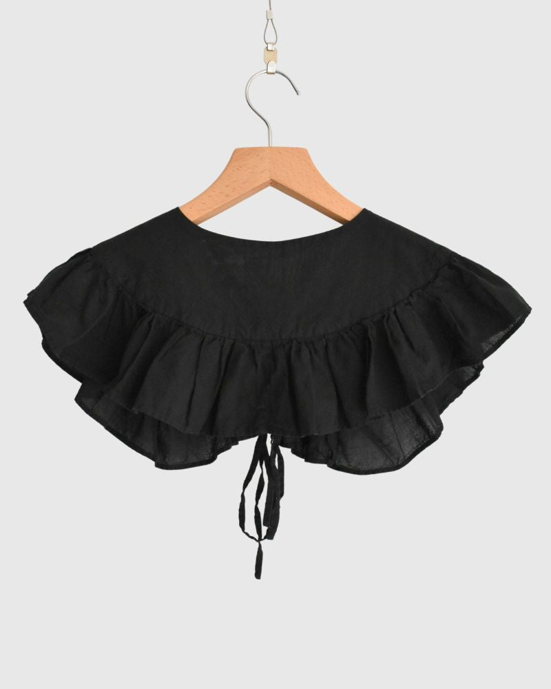 Frill collar