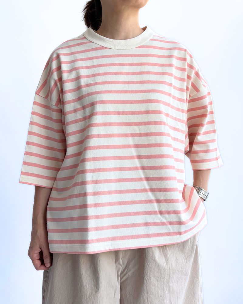 Utility Dolman Sleeve Delave Border T-Shirt in Kinari/Pink Utility Dolman Sleeve Delave Border T-Shirt in Kinari/Pink