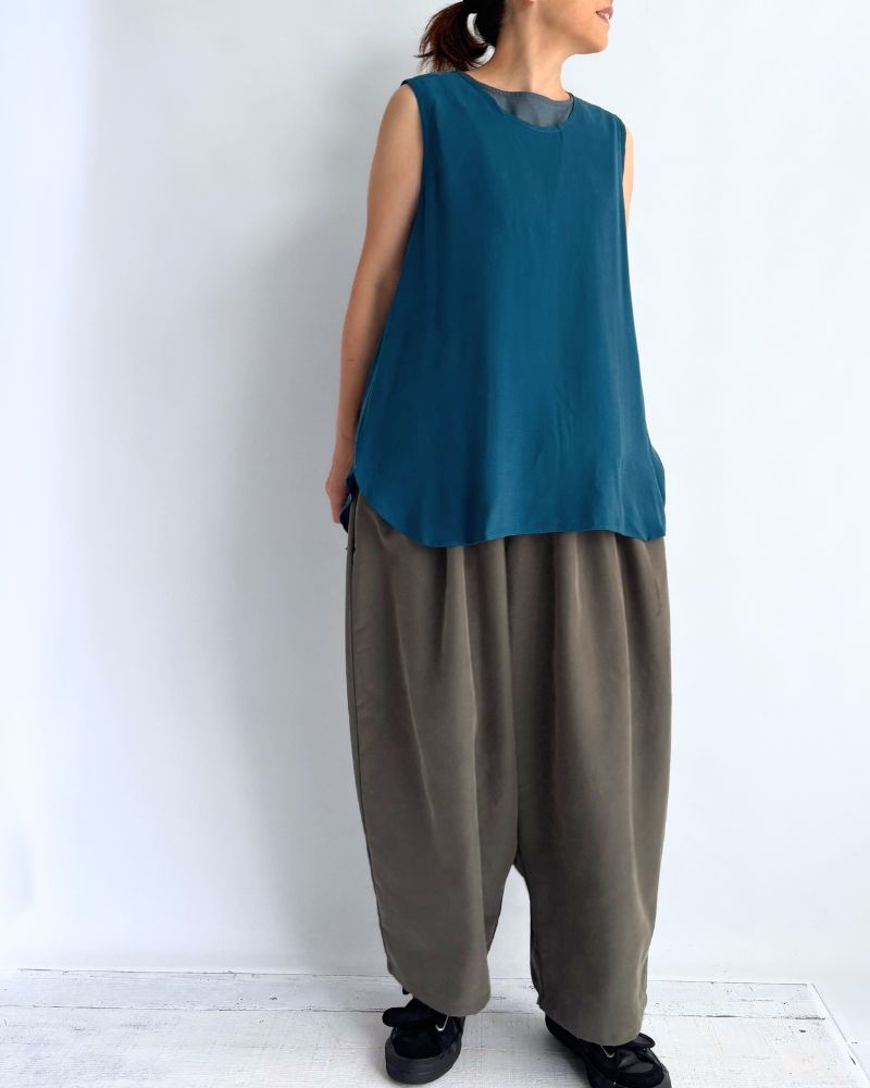 AMARA Sleeveless Pullover in LapisLazuli