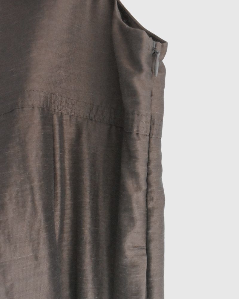 Tuck Volume Dress in Brown