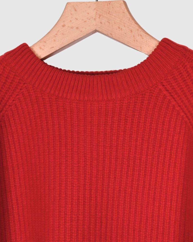 HIGHLAND Low Gauge Knit Pullover in Red