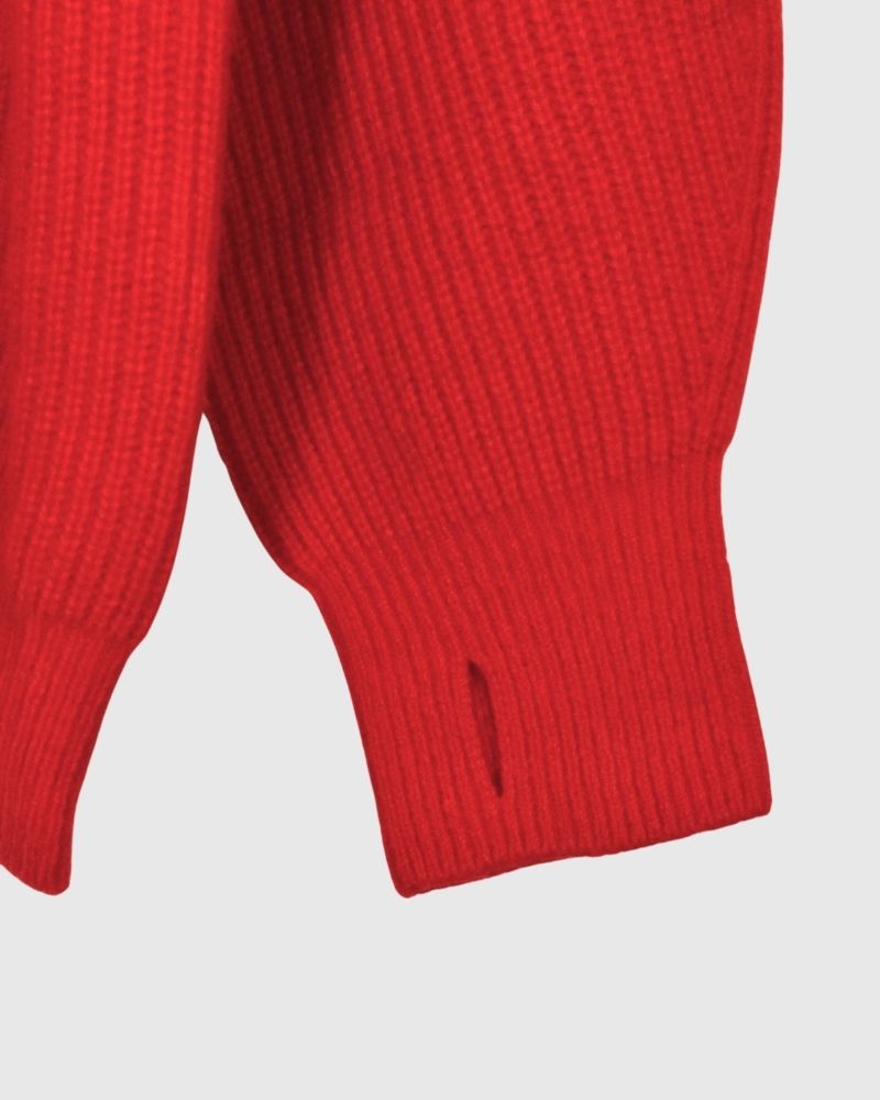 HIGHLAND Low Gauge Knit Pullover in Red
