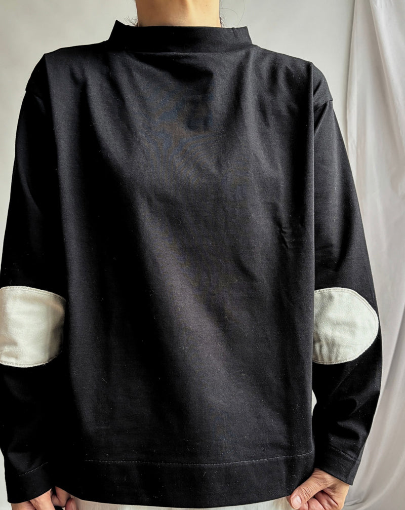 Heavy Plaid Patch Pullover In Black