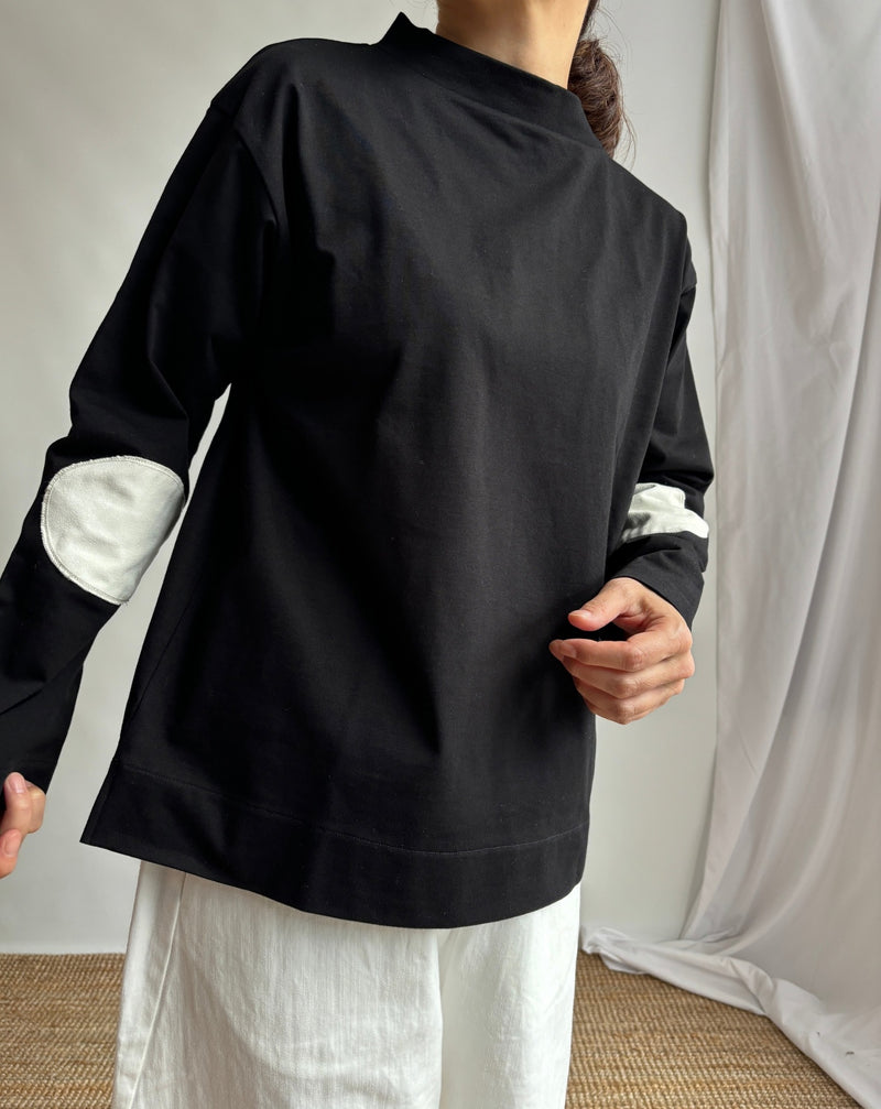 Heavy Plaid Patch Pullover In Black