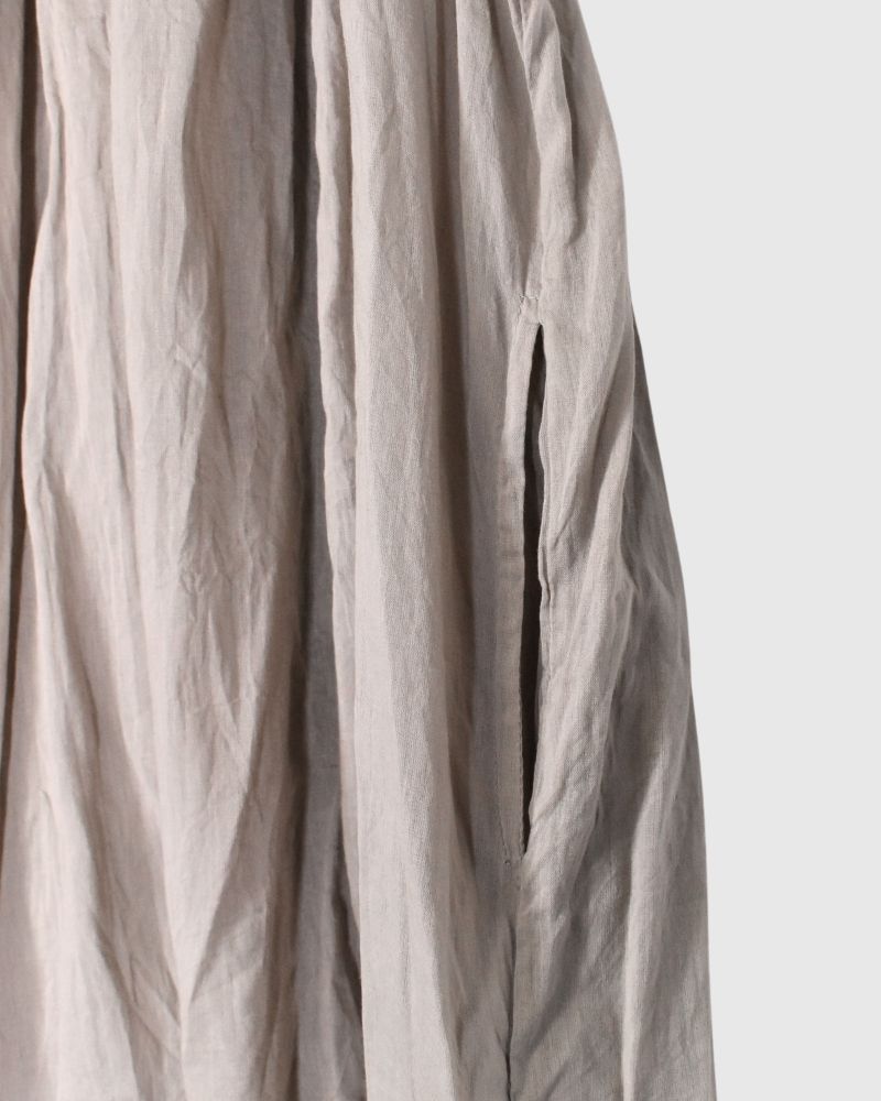 Sleeveless Gathered Blouse in Short
