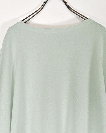 Side slit crew-neck knit