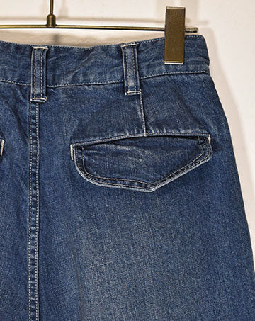 Denim tuck pants in Bleach