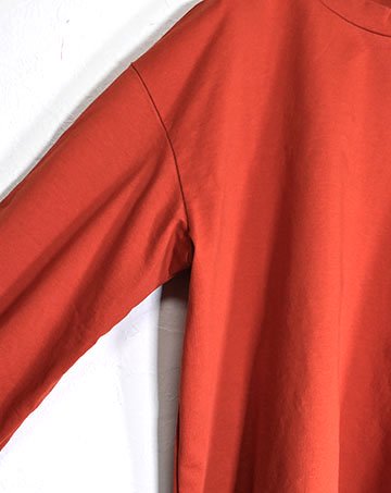 Heavy cotton sheeting pullover
