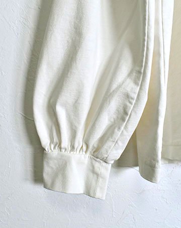Heavy cotton sheeting pullover