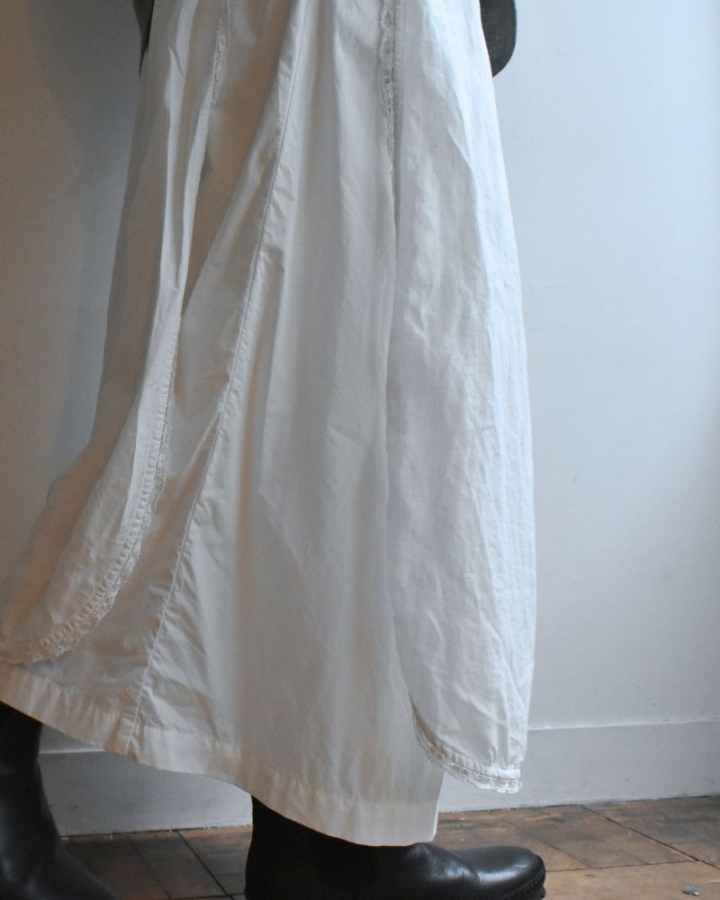 [Pre-order] F/W G1254 Sonia Skirt (Early Nov - Mid Nov)