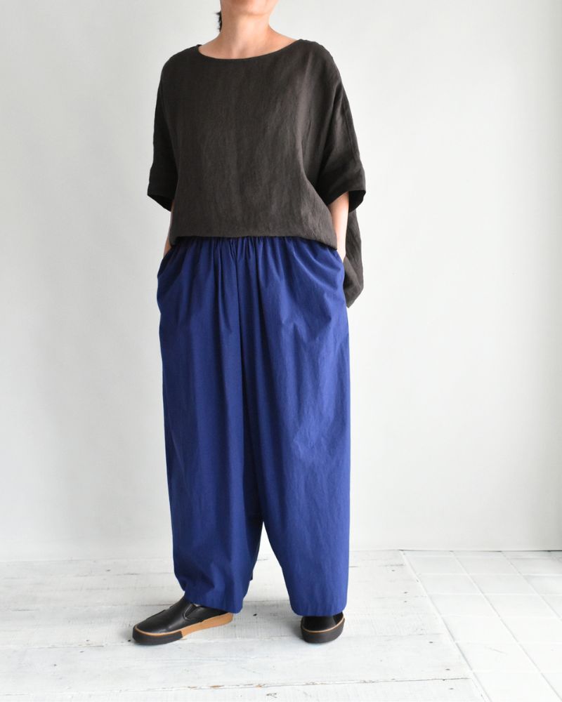 Boat Neck Wide Blouse (Linen) in Brown