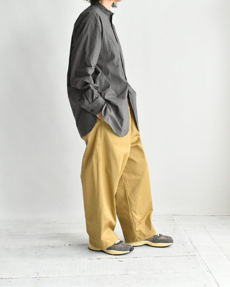 Utility Band Collar Shirt in BrownGingham