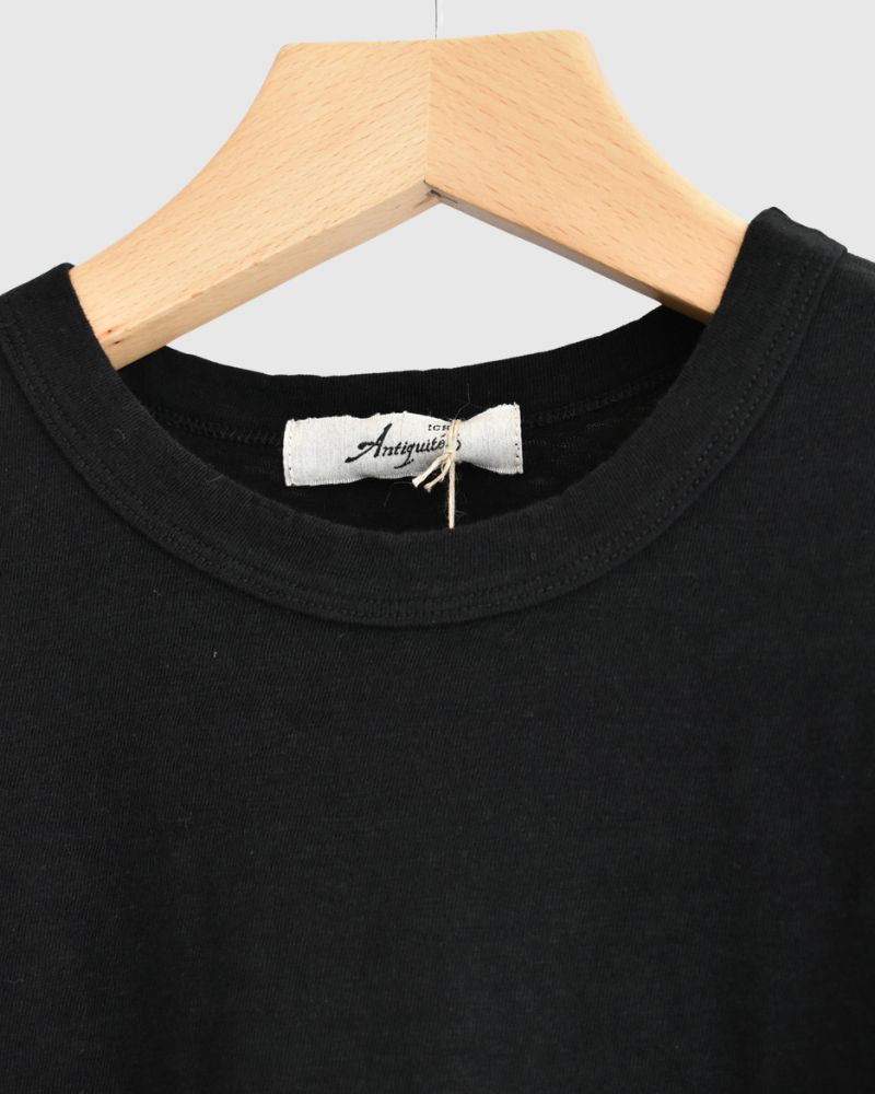 Wide T-shirt in Black