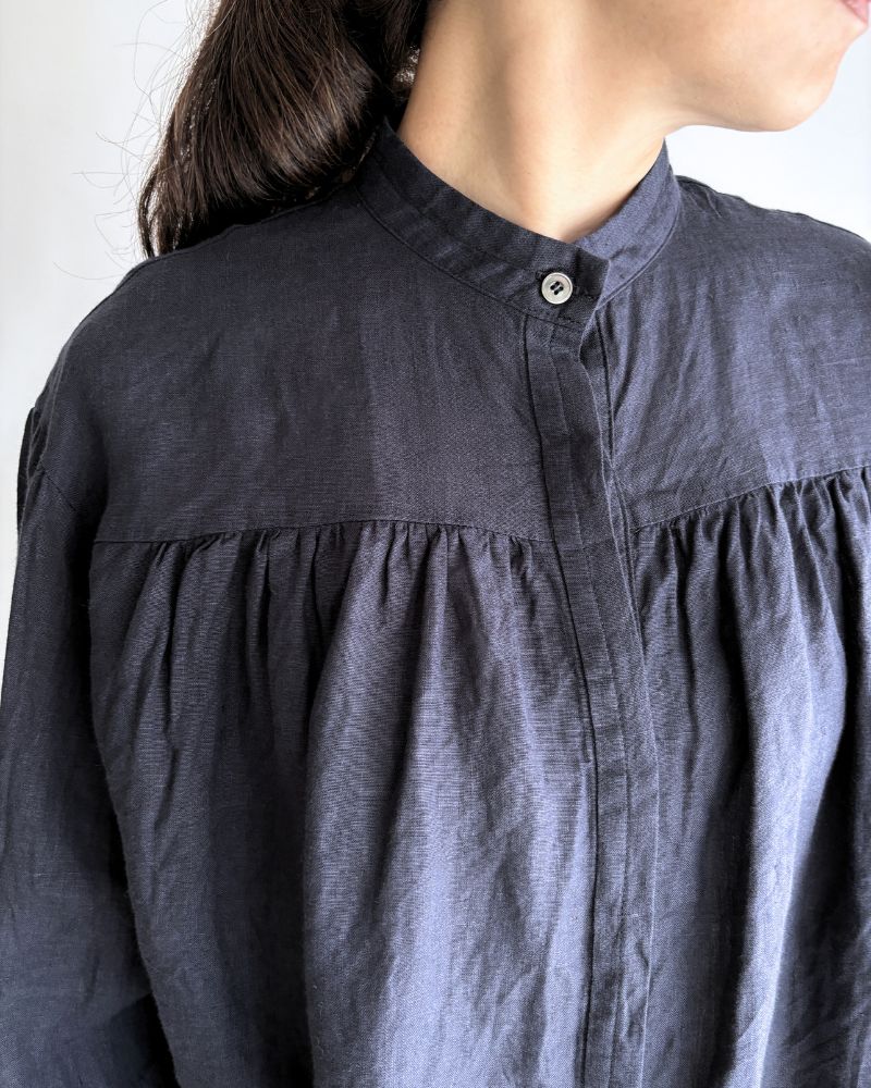 Linen Gather Shirt in Navy