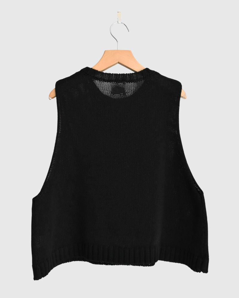 Low Gauge Gima Knit Vest in Black