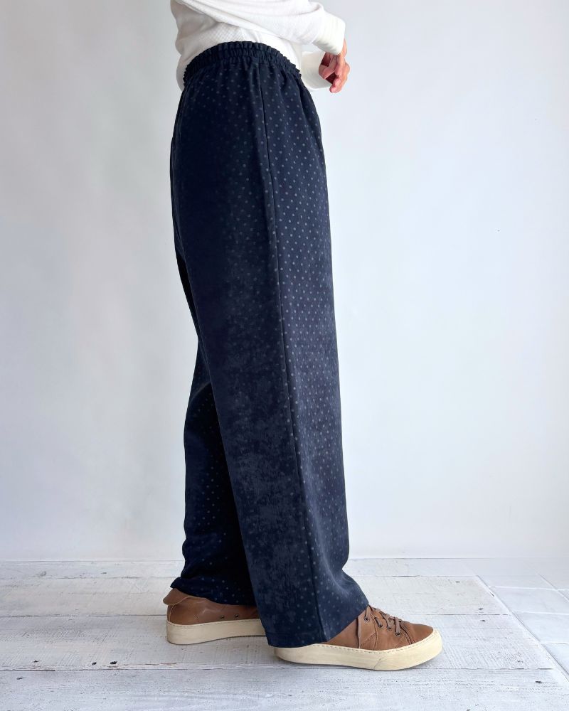 Embossed dot pants 'SONK' in Navy