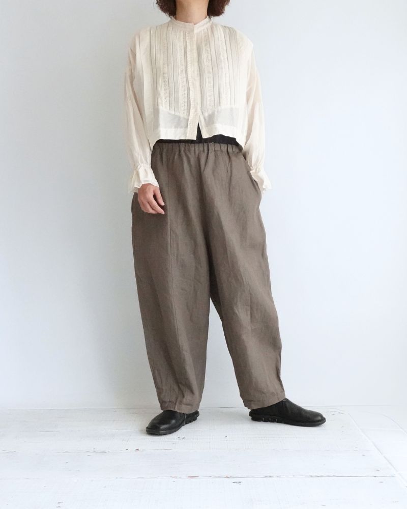 Airy Pintuck Lace Blouse in OffWhite