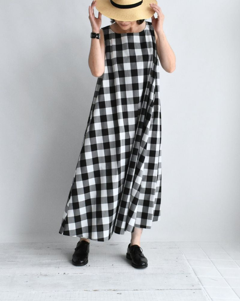 Block Check Sleeveless Flared Dress in White/Black