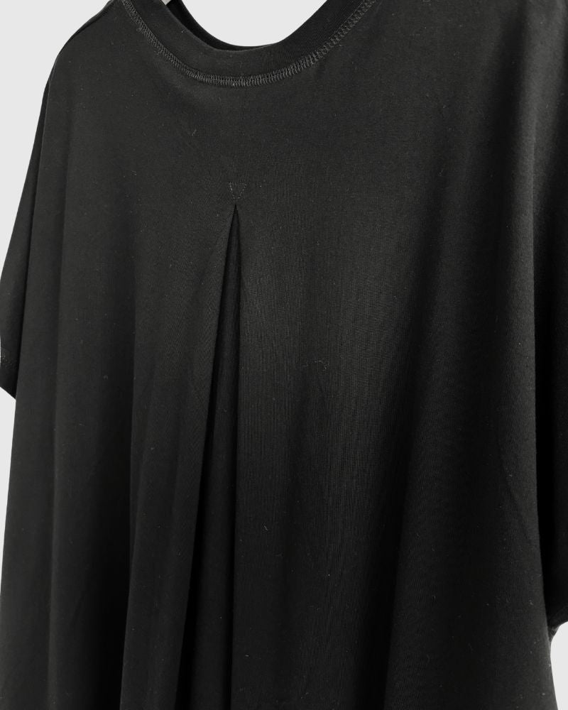 Crew Neck Tuck Dress in Black